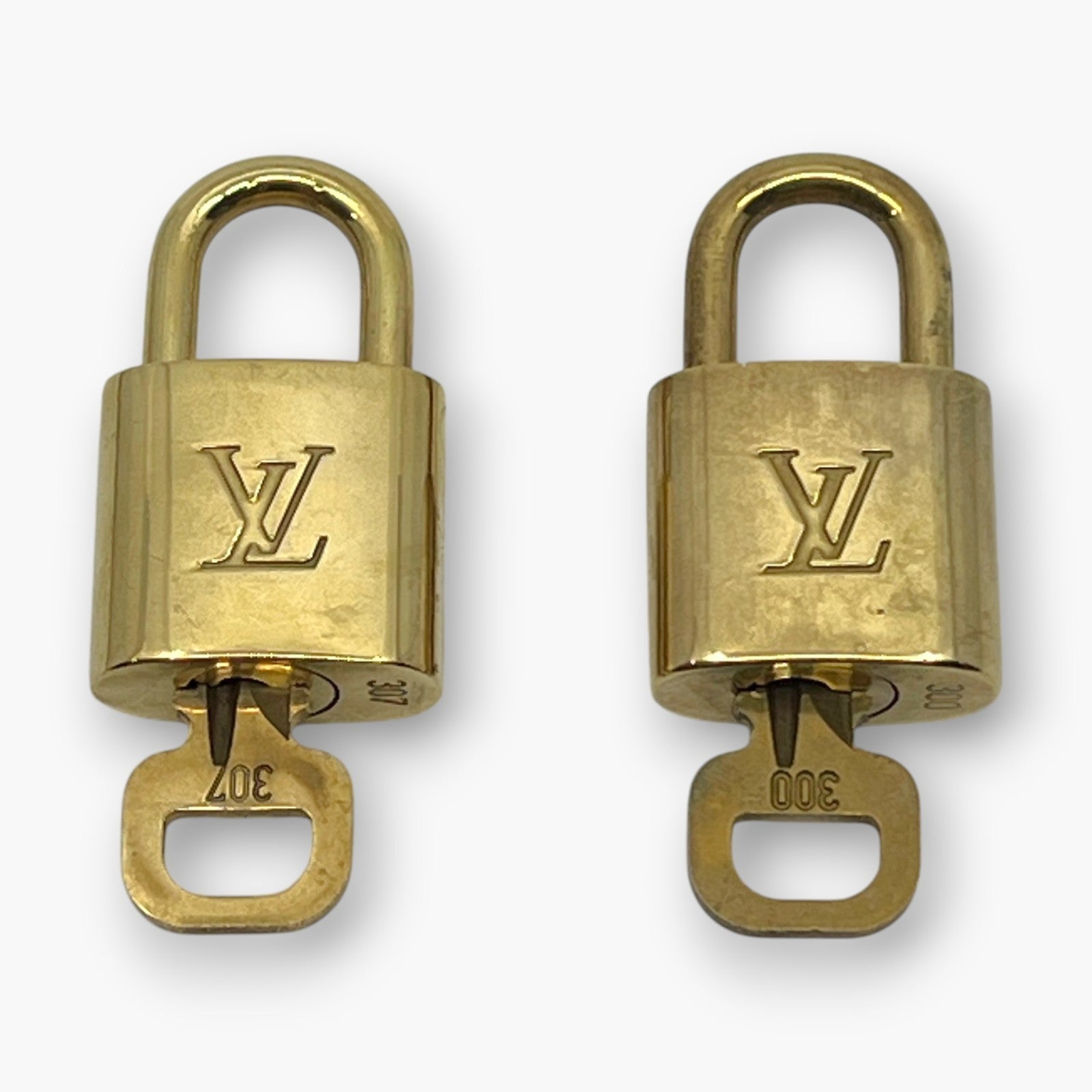 Louis Vuitton Padlock Set of 10 Gold-Tone Brass Locks & Keys pj260603