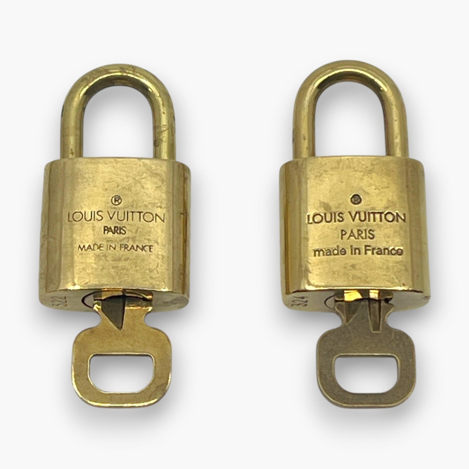 Louis Vuitton Padlock Set of 10 Gold-Tone Brass Locks & Keys pj260604