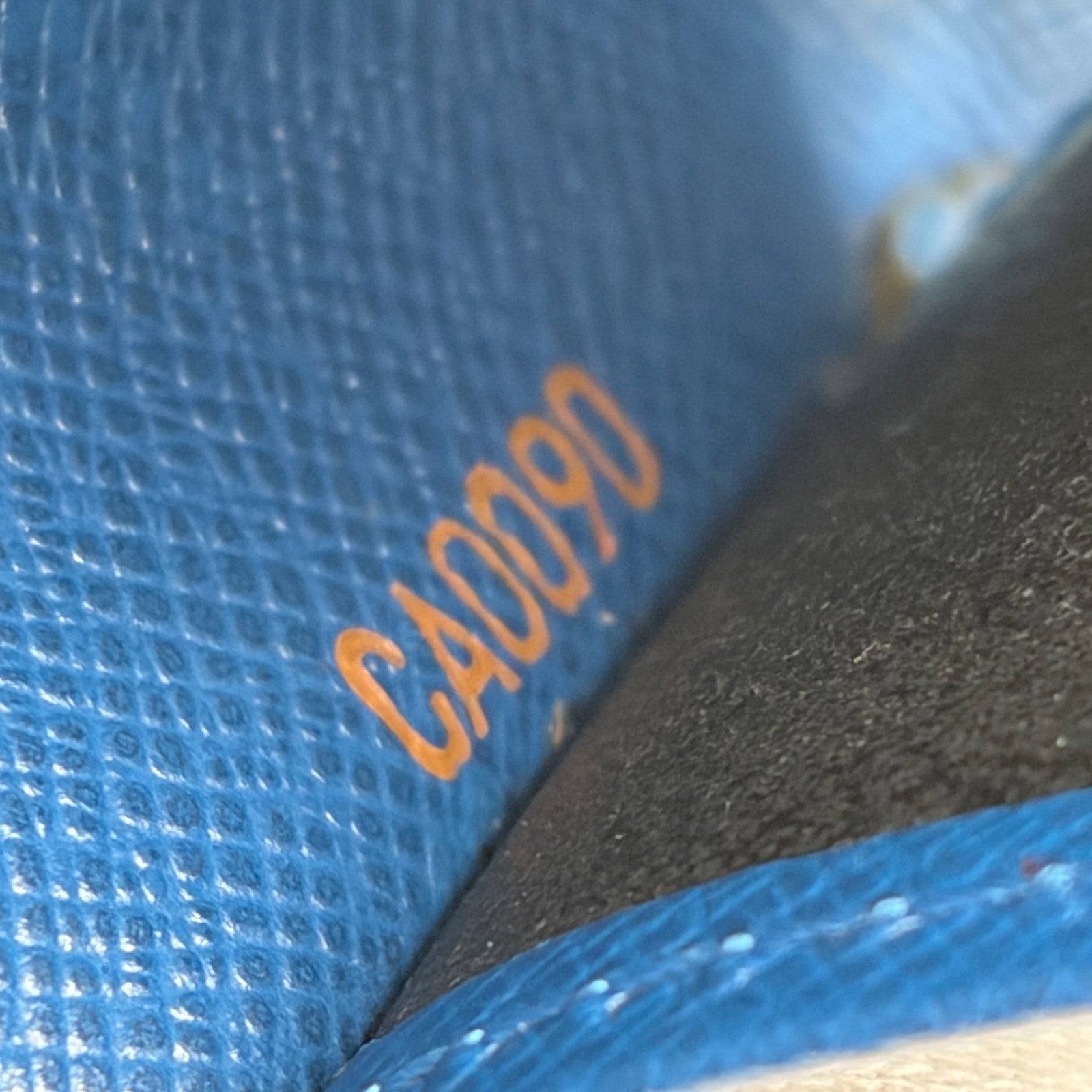 Louis Vuitton Epi Multicles 4 Key Case in Blue Leather M63825