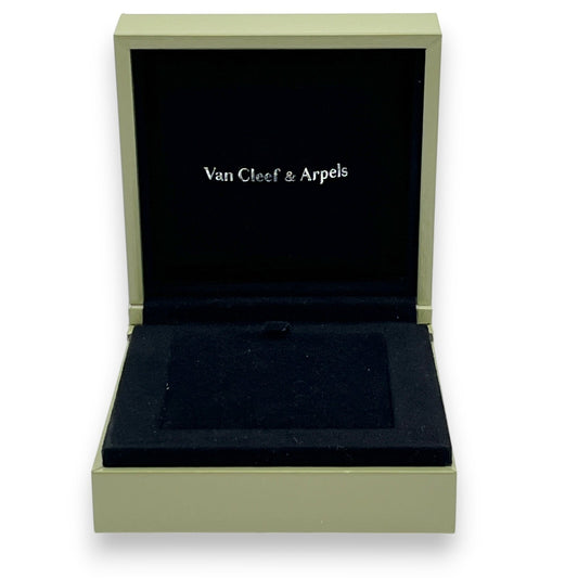 Van Cleef & Arpels Empty Box in Green with Ribbon White outer Box