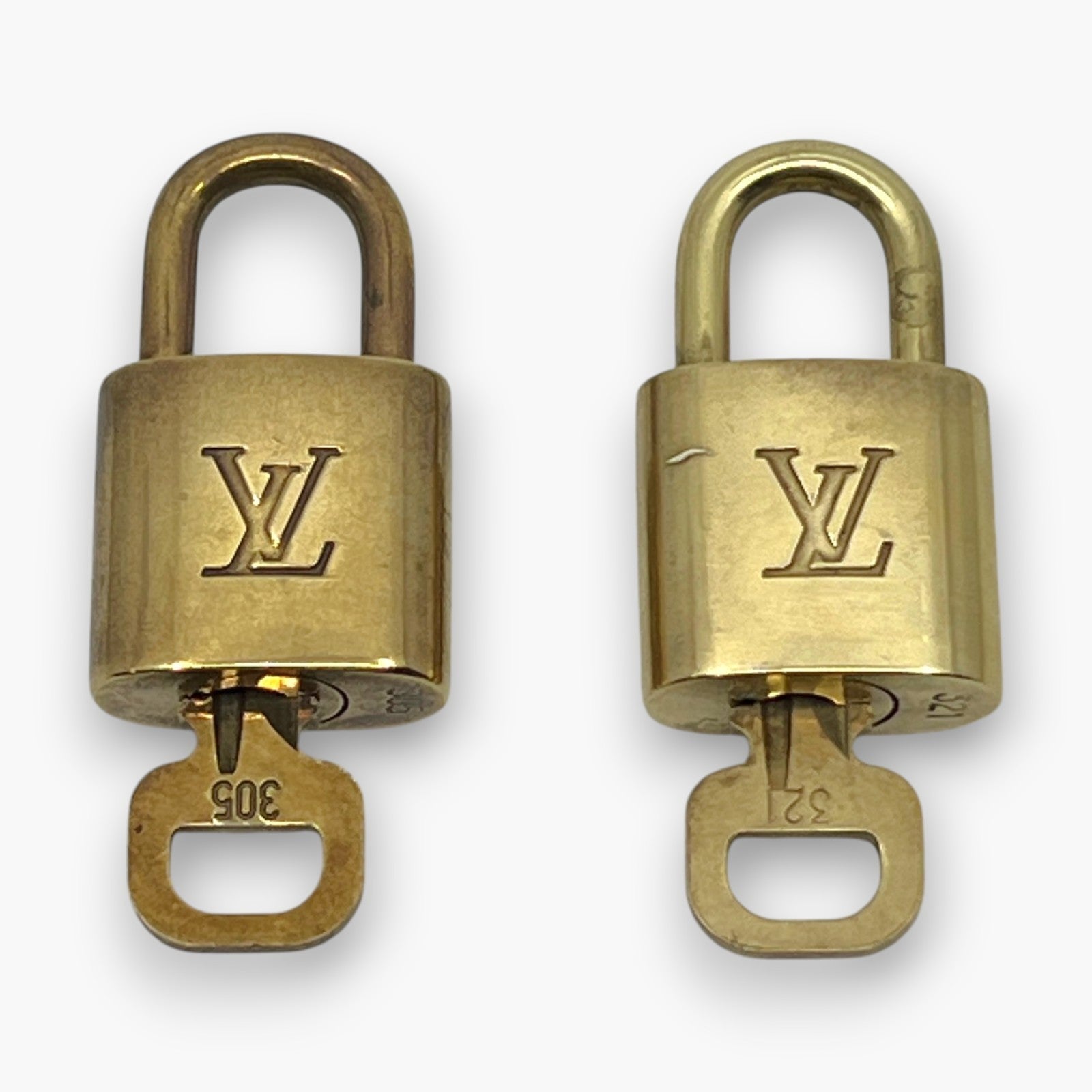 Louis Vuitton Padlock Set of 10 Gold-Tone Brass Locks & Keys pj260603