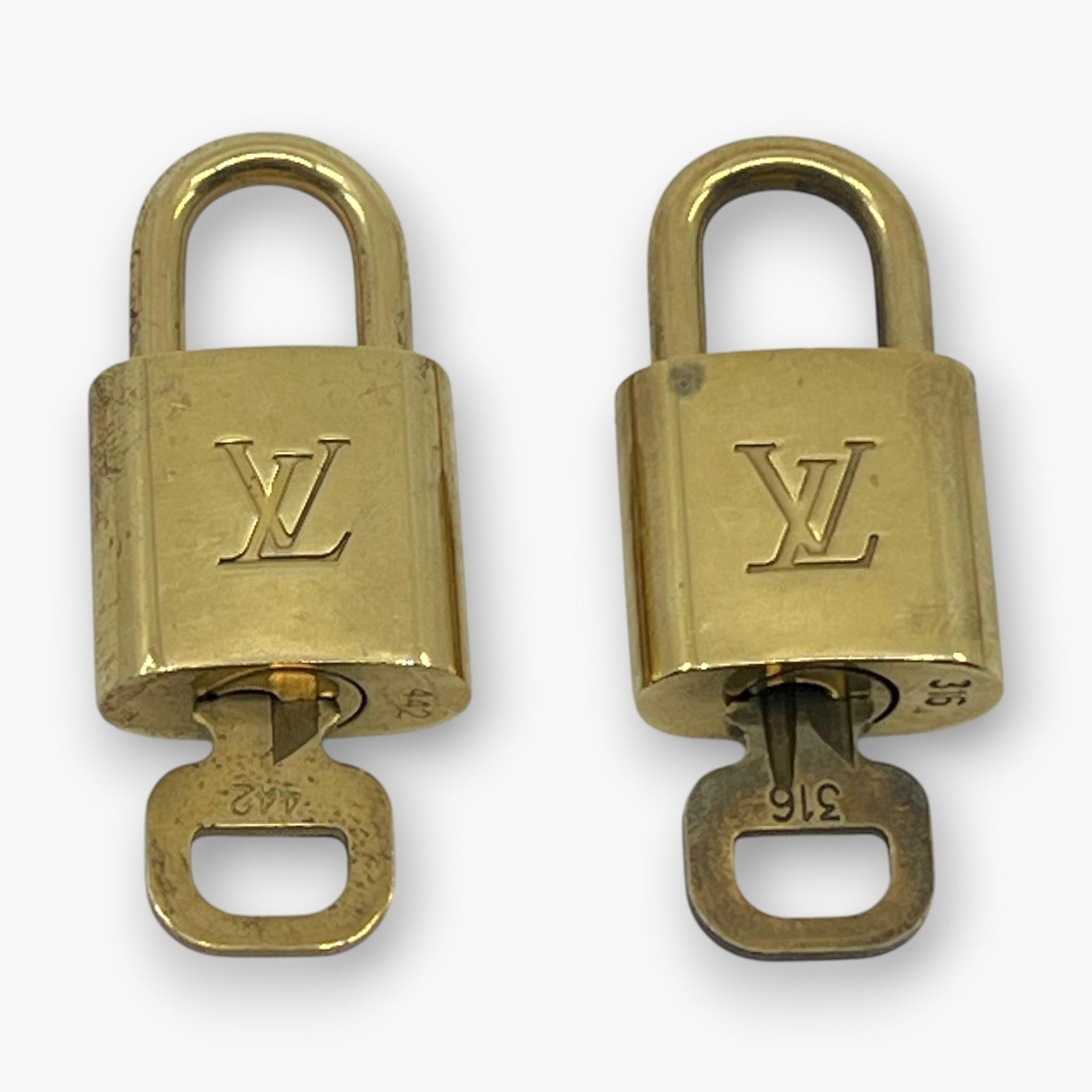 Louis Vuitton Padlock Set of 10 Gold-Tone Brass Locks & Keys pj260602