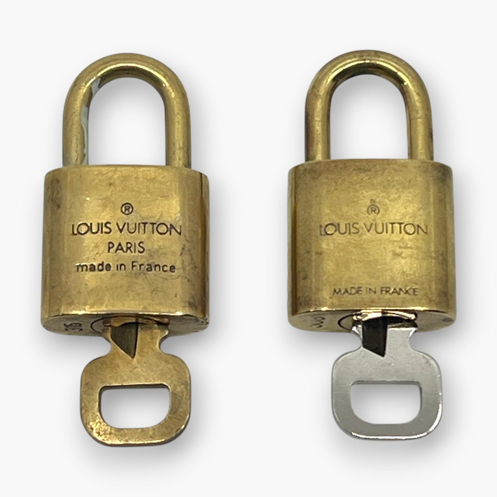 Louis Vuitton Padlock Set of 10 Gold-Tone Brass Locks & Keys pj260605