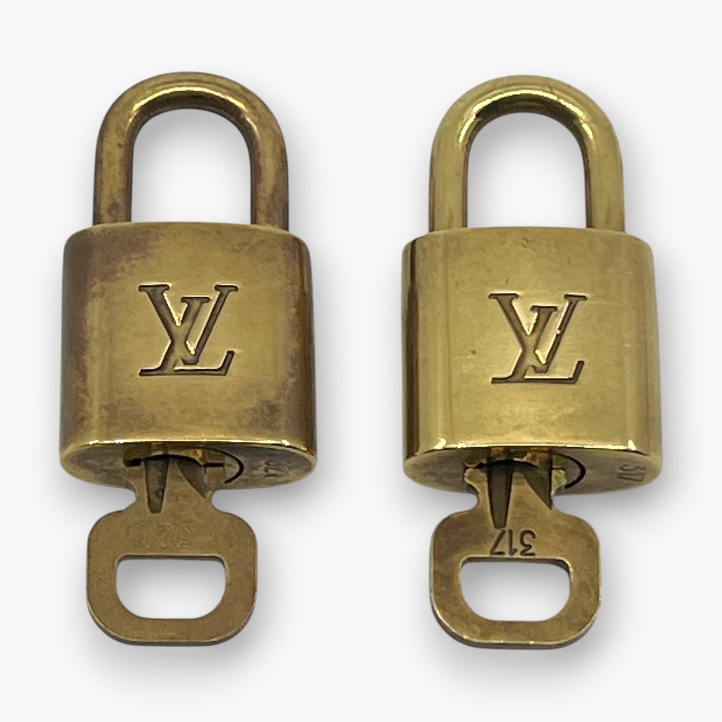 Louis Vuitton Padlock Set of 10 Gold-Tone Brass Locks & Keys pj260602